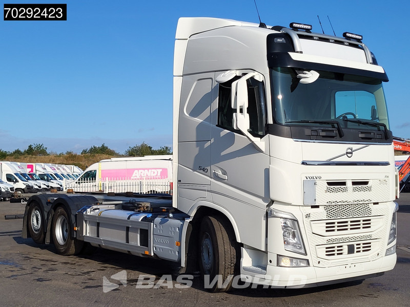 Volvo FH 540 FH 6X2 Retarder Lift-Axle ACC Xenon Euro 6 - Konteineru vedējs/ Kravas automašīna ar noņemamā virsbūve: foto 3 Volvo FH 540 FH 6X2 Retarder Lift-Axle ACC Xenon Euro 6 - Konteineru vedējs/ Kravas automašīna ar noņemamā virsbūve: foto 3