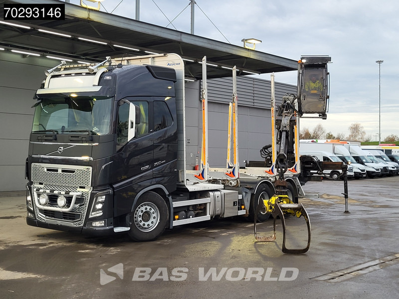 Volvo FH16 750 FH16 6X4 HIAB LOGLIFT F108S 83 Wood crane Retarder VEB+ Big-Axle Euro 6 - Kokvedējs, Kravas auto ar manipulatoru: foto 5 Volvo FH16 750 FH16 6X4 HIAB LOGLIFT F108S 83 Wood crane Retarder VEB+ Big-Axle Euro 6 - Kokvedējs, Kravas auto ar manipulatoru: foto 5