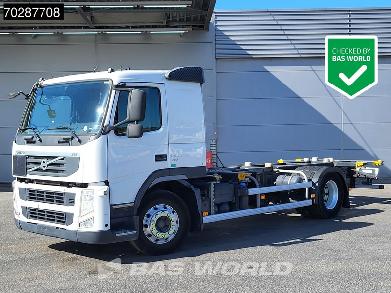 Volvo FM 330 4X2 4,60m Wheelbase BDF Automatic Euro 5 - Konteineru vedējs/ Kravas automašīna ar noņemamā virsbūve: foto 1 Volvo FM 330 4X2 4,60m Wheelbase BDF Automatic Euro 5 - Konteineru vedējs/ Kravas automašīna ar noņemamā virsbūve: foto 1