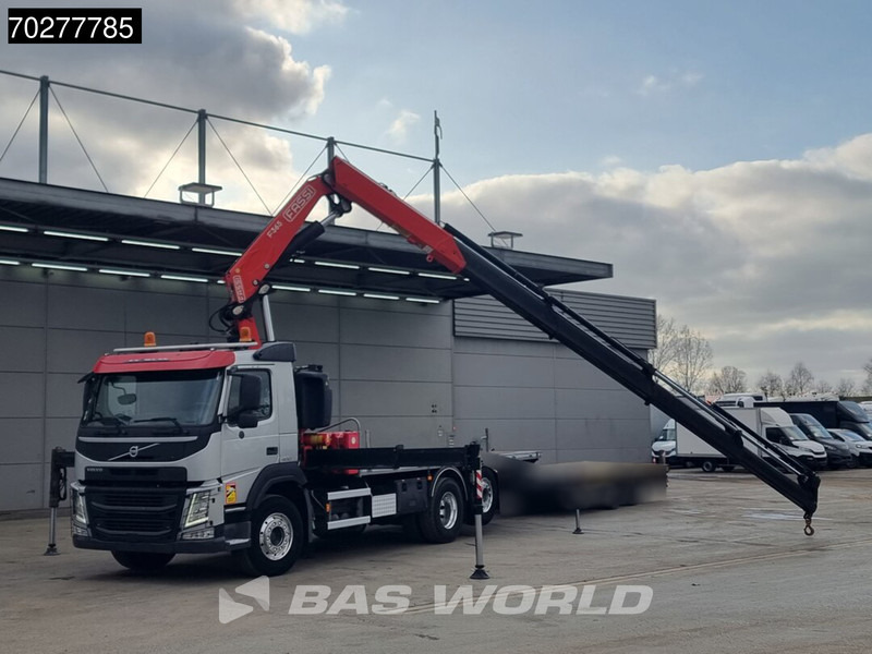 Volvo FM 460 6X2 Fassi F365A.2.25 E-Dynamic Retarder Euro 6 Kraan Crane - Bortu kravas automašīna/ Platforma, Kravas auto ar manipulatoru: foto 5 Volvo FM 460 6X2 Fassi F365A.2.25 E-Dynamic Retarder Euro 6 Kraan Crane - Bortu kravas automašīna/ Platforma, Kravas auto ar manipulatoru: foto 5