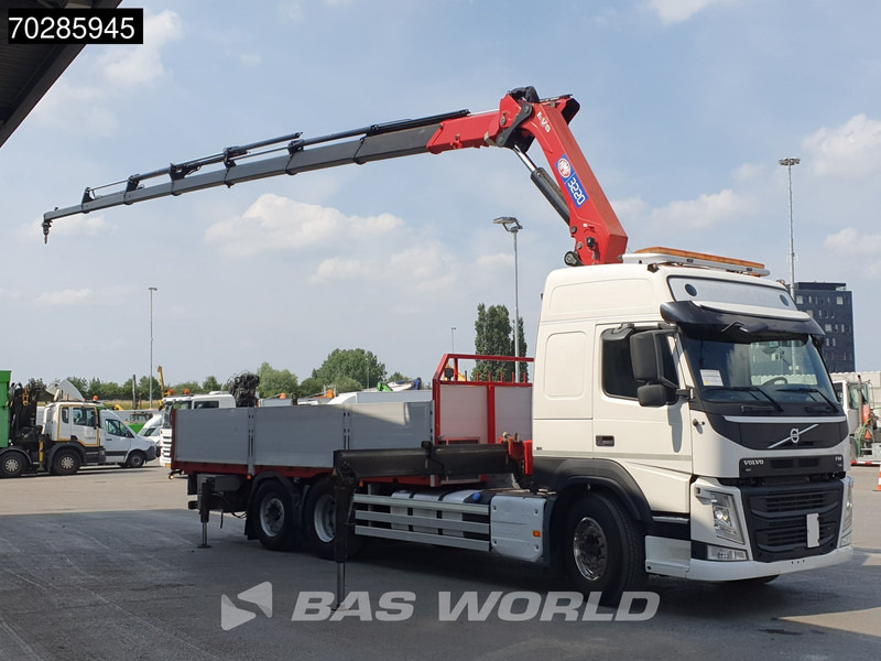 Volvo FM 500 6X2 HMF 3220-K7 Lift-Steering Axle Crane Kran Euro 6 - Bortu kravas automašīna/ Platforma, Kravas auto ar manipulatoru: foto 3 Volvo FM 500 6X2 HMF 3220-K7 Lift-Steering Axle Crane Kran Euro 6 - Bortu kravas automašīna/ Platforma, Kravas auto ar manipulatoru: foto 3