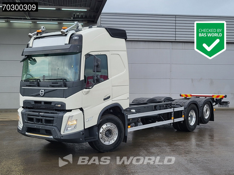 Volvo FMX 540 FMX 6X2 NEW chassis! Lift+steering Axle Engine PTO Full air suspension - Šasija kravas automašīna: foto 1 Volvo FMX 540 FMX 6X2 NEW chassis! Lift+steering Axle Engine PTO Full air suspension - Šasija kravas automašīna: foto 1