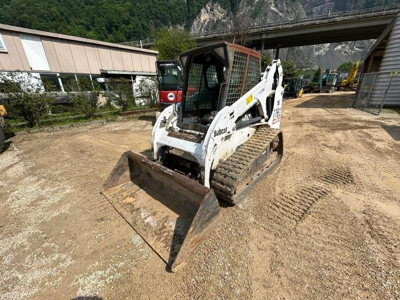 Bobcat T190 - Kāpurķēžu kompaktiekrāvējs: foto 4 Bobcat T190 - Kāpurķēžu kompaktiekrāvējs: foto 4