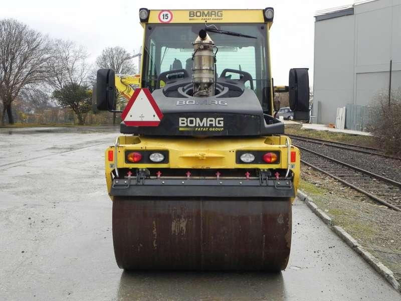 Bomag BW174AP-4 AM II - Ceļu veltnis: foto 3 Bomag BW174AP-4 AM II - Ceļu veltnis: foto 3