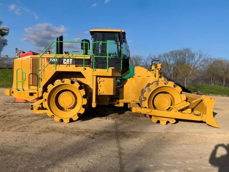 Caterpillar 825H - Vibrorullis: foto 2 Caterpillar 825H - Vibrorullis: foto 2