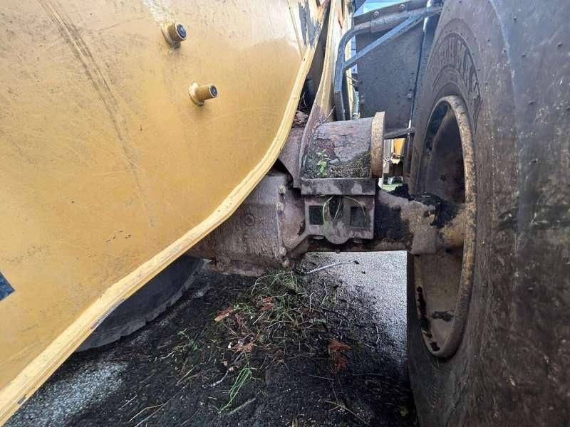 Riteņu iekrāvējs Caterpillar 924G: foto 48