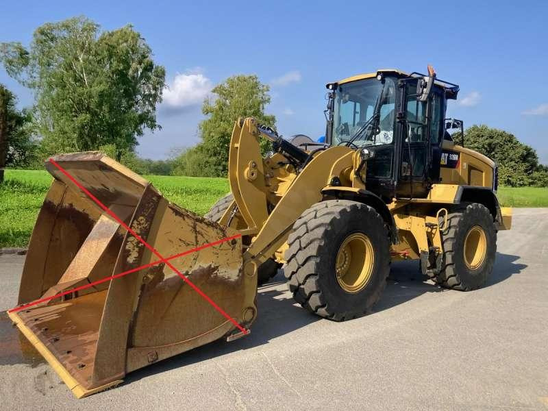 Riteņu iekrāvējs Caterpillar 926M: foto 6
