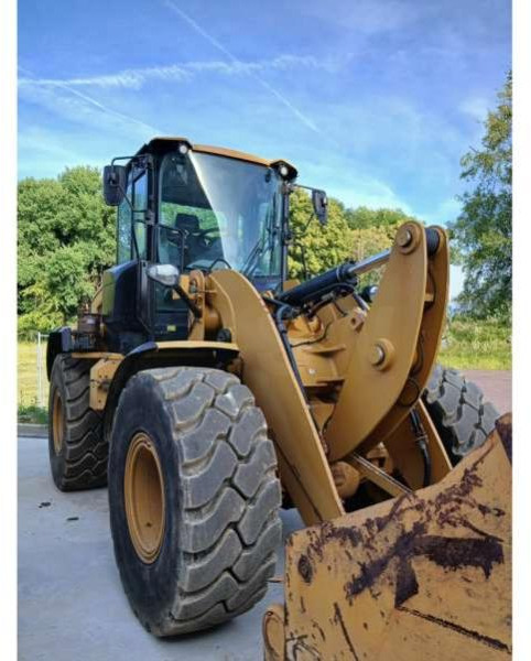 Riteņu iekrāvējs Caterpillar 926M: foto 8