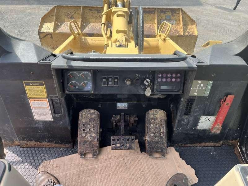 Kāpurķēžu iekrāvējs Caterpillar 953C2: foto 50