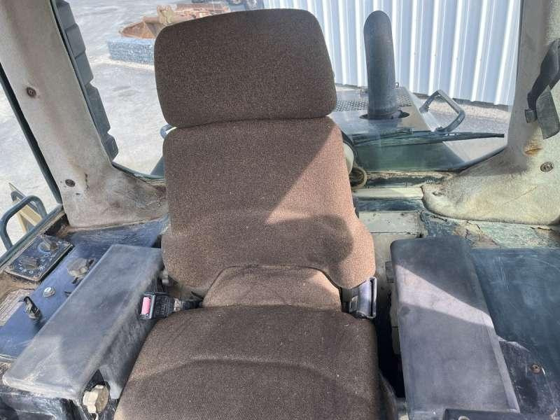 Kāpurķēžu iekrāvējs Caterpillar 953C2: foto 46