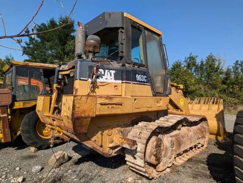 Caterpillar 963C - POUR PIECES - Kāpurķēžu iekrāvējs: foto 4 Caterpillar 963C - POUR PIECES - Kāpurķēžu iekrāvējs: foto 4