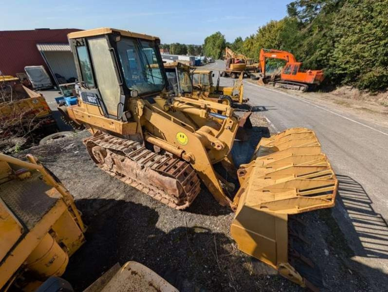 Caterpillar 963C - POUR PIECES - Kāpurķēžu iekrāvējs: foto 2 Caterpillar 963C - POUR PIECES - Kāpurķēžu iekrāvējs: foto 2