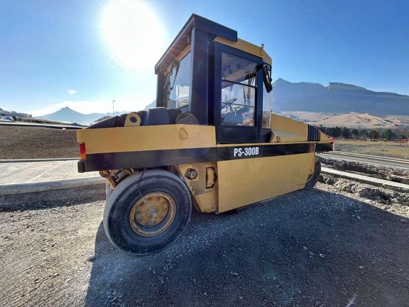 Pneimatiskais veltnis Caterpillar PS300B: foto 6