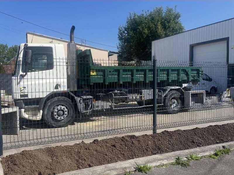 DAF 75CF - Pacēlājs ar āķi: foto 2 DAF 75CF - Pacēlājs ar āķi: foto 2