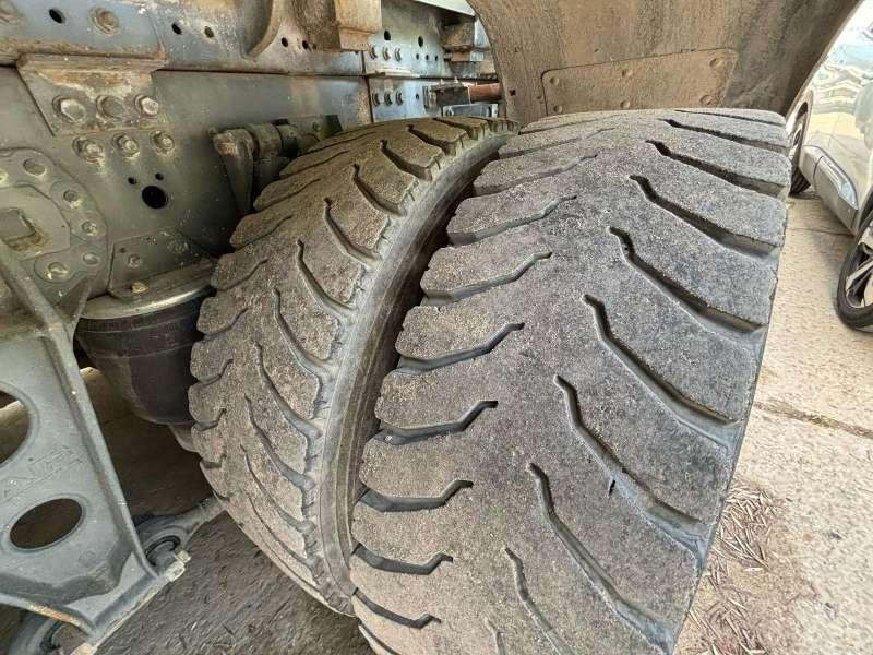 Pacēlājs ar āķi DAF CF 85.460 6X2: foto 15