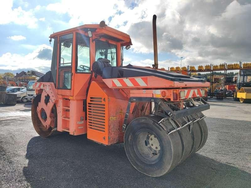 Dynapac CC422C - Kombinētais veltnis: foto 5 Dynapac CC422C - Kombinētais veltnis: foto 5