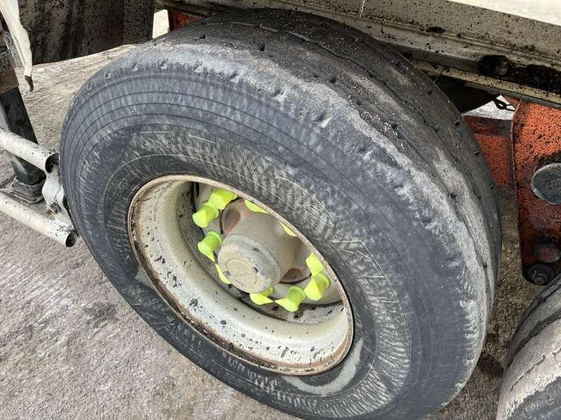 Puspiekabe pašizgāzējs General Trailers 3 ESSIEUX: foto 29