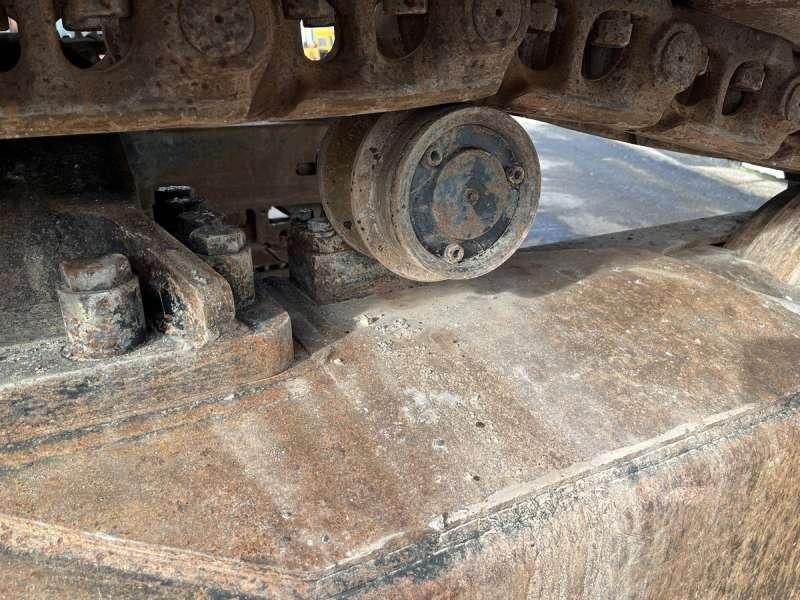 Demontāžas ekskavators Hitachi EX400LC: foto 37