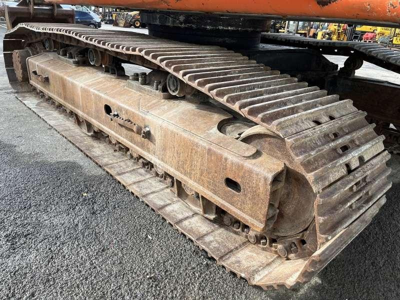 Demontāžas ekskavators Hitachi EX400LC: foto 35