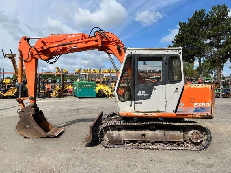 Hitachi EX60 - Kāpurķēžu ekskavators: foto 4 Hitachi EX60 - Kāpurķēžu ekskavators: foto 4