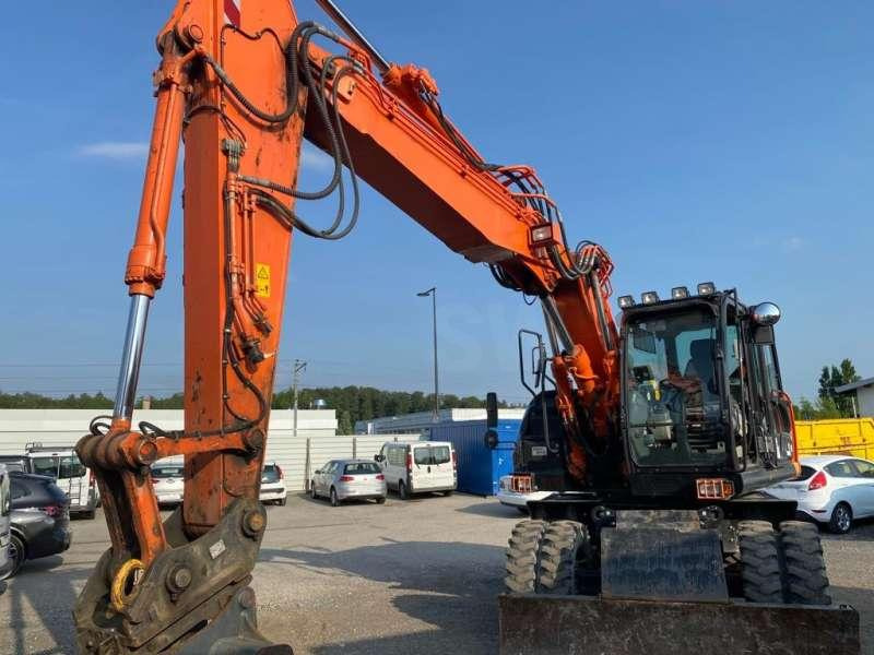 Hitachi ZX170W-5B - Riteņu ekskavators: foto 4 Hitachi ZX170W-5B - Riteņu ekskavators: foto 4