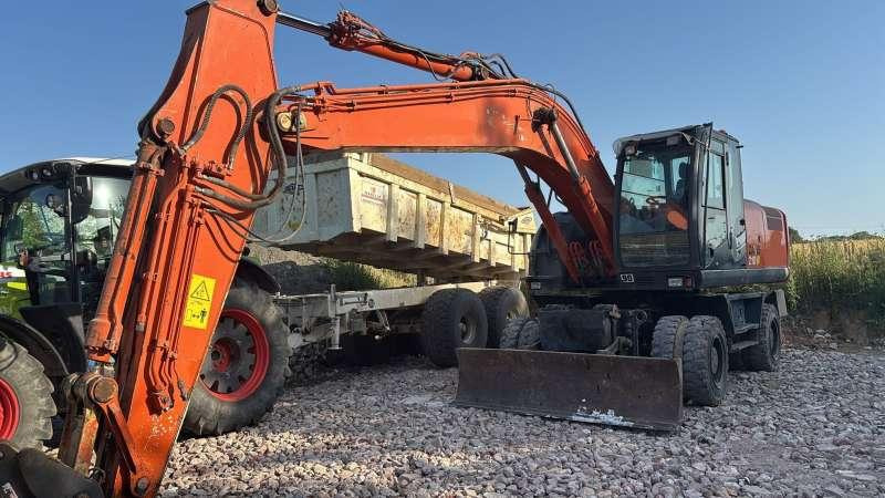 Hitachi ZX210W-3 - Riteņu ekskavators: foto 2 Hitachi ZX210W-3 - Riteņu ekskavators: foto 2