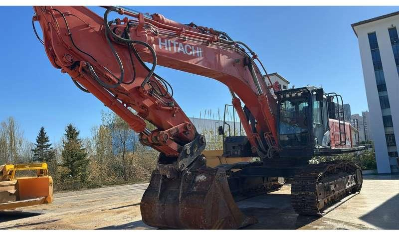 Hitachi ZX490LCH - Kāpurķēžu ekskavators: foto 2 Hitachi ZX490LCH - Kāpurķēžu ekskavators: foto 2
