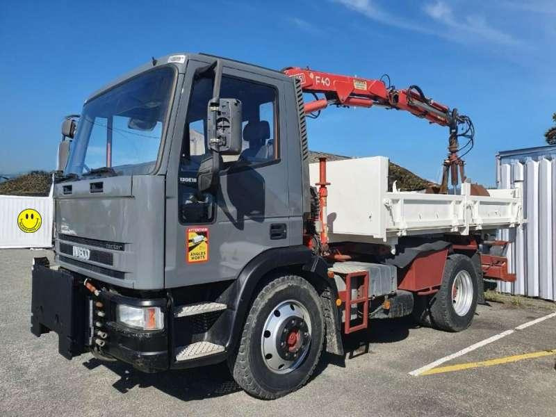 Iveco Camion Benne GRUE TECTOR 130E18 - Kravas automašīna pašizgāzējs: foto 1 Iveco Camion Benne GRUE TECTOR 130E18 - Kravas automašīna pašizgāzējs: foto 1