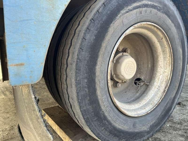 Puspiekabe zema profila platforma Kaiser 2 ESSIEUX: foto 20