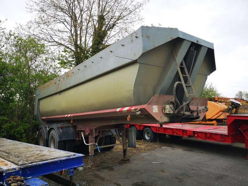 Kaiser KAISER 2 ESSIEUX - Puspiekabe pašizgāzējs: foto 3 Kaiser KAISER 2 ESSIEUX - Puspiekabe pašizgāzējs: foto 3