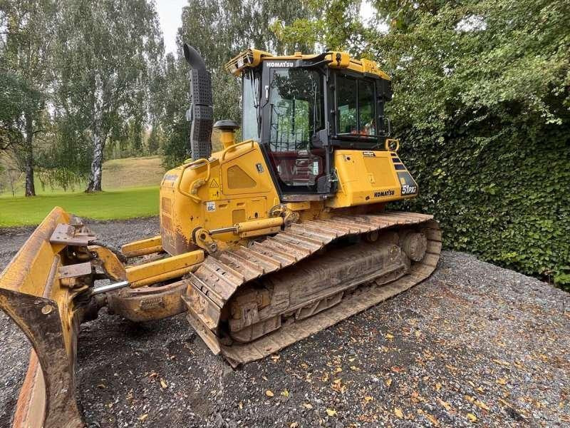 Komatsu Bulldozer D51PXI-24 - Buldozers: foto 1 Komatsu Bulldozer D51PXI-24 - Buldozers: foto 1