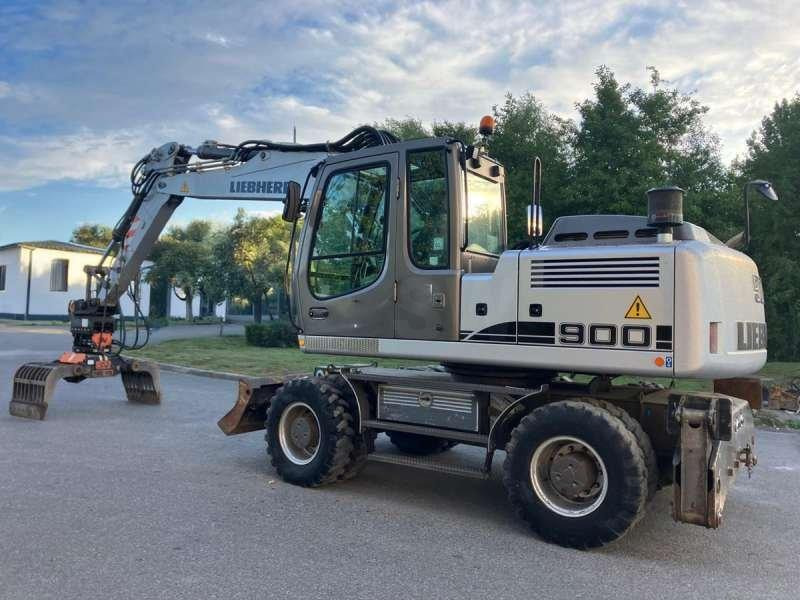 Liebherr A900 LITRONIC - Riteņu ekskavators: foto 2 Liebherr A900 LITRONIC - Riteņu ekskavators: foto 2