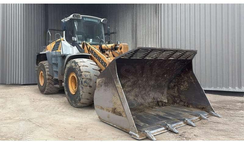 Liebherr Chargeur sur Pneus L576 - Riteņu iekrāvējs: foto 1 Liebherr Chargeur sur Pneus L576 - Riteņu iekrāvējs: foto 1