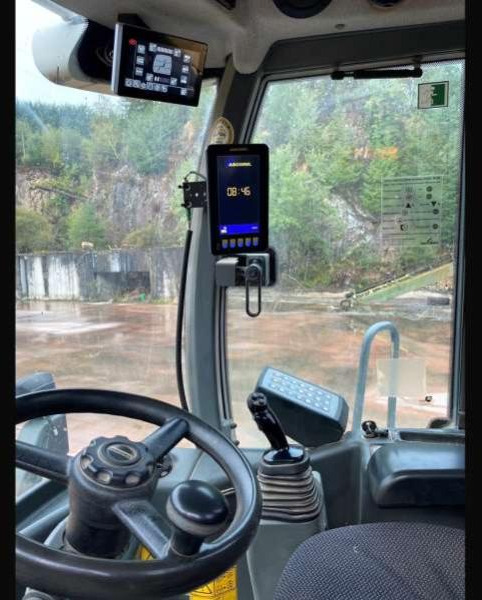 Liebherr L566 - Riteņu iekrāvējs: foto 3 Liebherr L566 - Riteņu iekrāvējs: foto 3