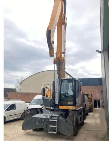Liebherr LH40 M LITRONIC - Atkritumu iekrāvējs: foto 3 Liebherr LH40 M LITRONIC - Atkritumu iekrāvējs: foto 3