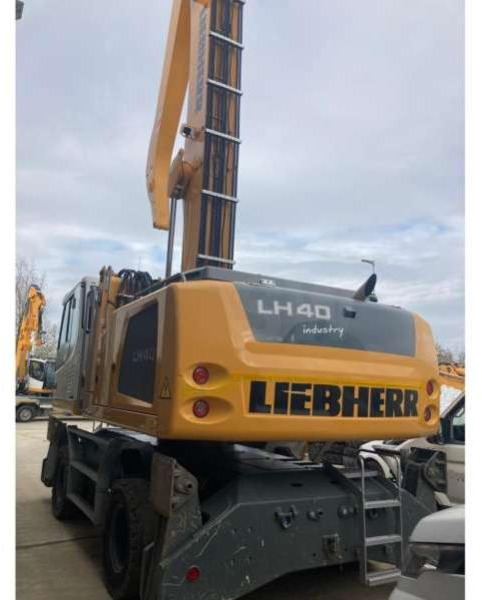 Liebherr LH40 M LITRONIC - Atkritumu iekrāvējs: foto 4 Liebherr LH40 M LITRONIC - Atkritumu iekrāvējs: foto 4