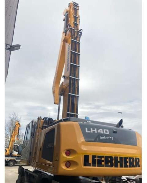 Liebherr LH40 M LITRONIC - Atkritumu iekrāvējs: foto 5 Liebherr LH40 M LITRONIC - Atkritumu iekrāvējs: foto 5