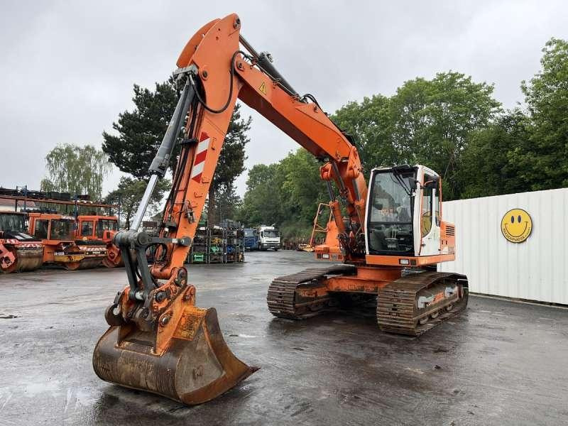 Liebherr R900C Litronic - Kāpurķēžu ekskavators: foto 2 Liebherr R900C Litronic - Kāpurķēžu ekskavators: foto 2