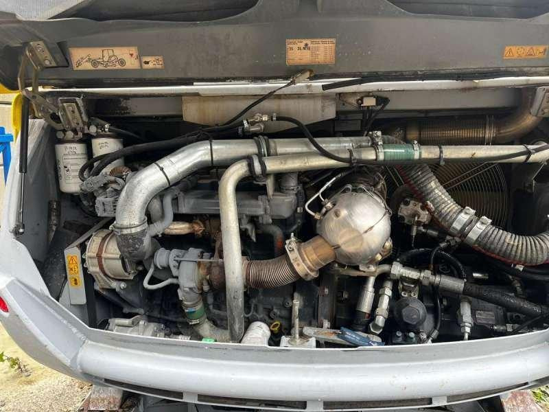 MENZI MUCK M325 - Soļojošais ekskavators-zirneklis: foto 3 MENZI MUCK M325 - Soļojošais ekskavators-zirneklis: foto 3