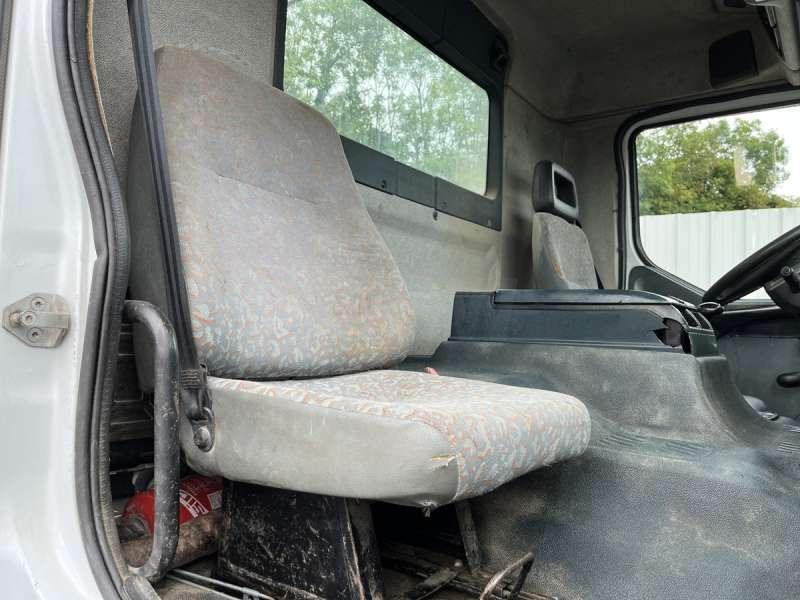 Kravas automašīna pašizgāzējs Renault A GRUE PREMIUM 300: foto 44