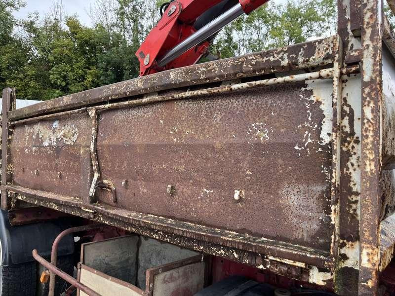 Kravas automašīna pašizgāzējs Renault A GRUE PREMIUM 300: foto 42