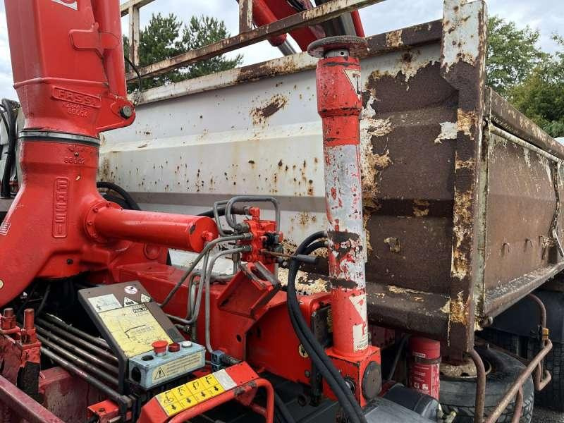 Kravas automašīna pašizgāzējs Renault A GRUE PREMIUM 300: foto 37