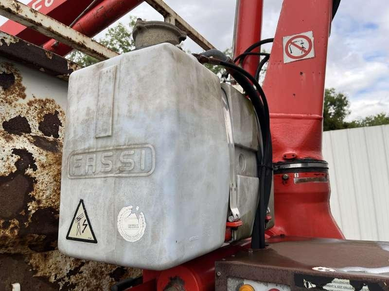 Kravas automašīna pašizgāzējs Renault A GRUE PREMIUM 300: foto 35