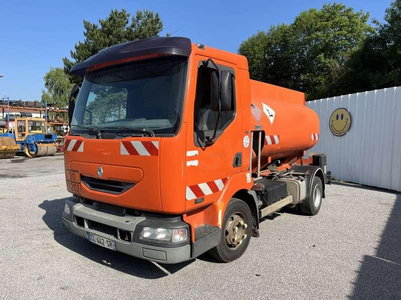 Renault MIDLUM 180 DCI - Autocisterna: foto 2 Renault MIDLUM 180 DCI - Autocisterna: foto 2
