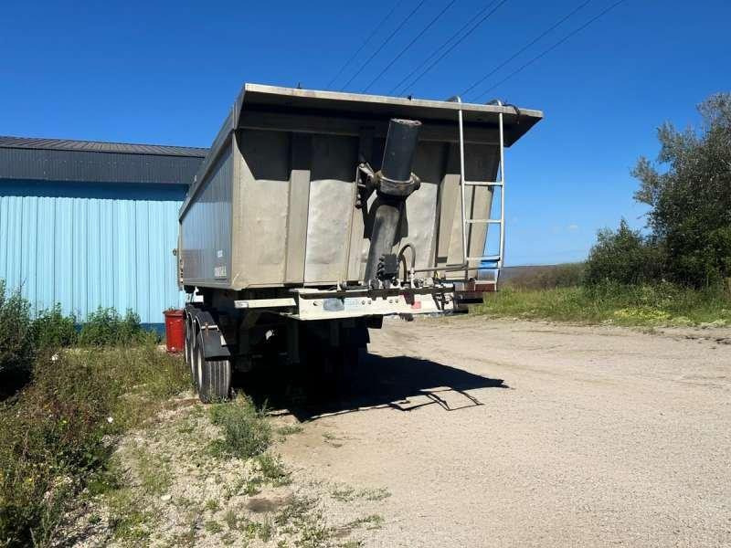 SCHWARZMULLER 3 ESSIEUX - Puspiekabe pašizgāzējs: foto 2 SCHWARZMULLER 3 ESSIEUX - Puspiekabe pašizgāzējs: foto 2