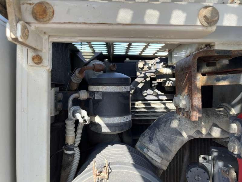 Kāpurķēžu ekskavators Takeuchi TB1140: foto 35