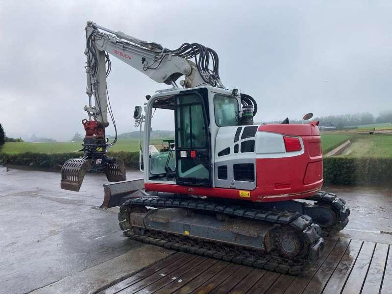 Takeuchi TB2150R - Kāpurķēžu ekskavators: foto 2 Takeuchi TB2150R - Kāpurķēžu ekskavators: foto 2