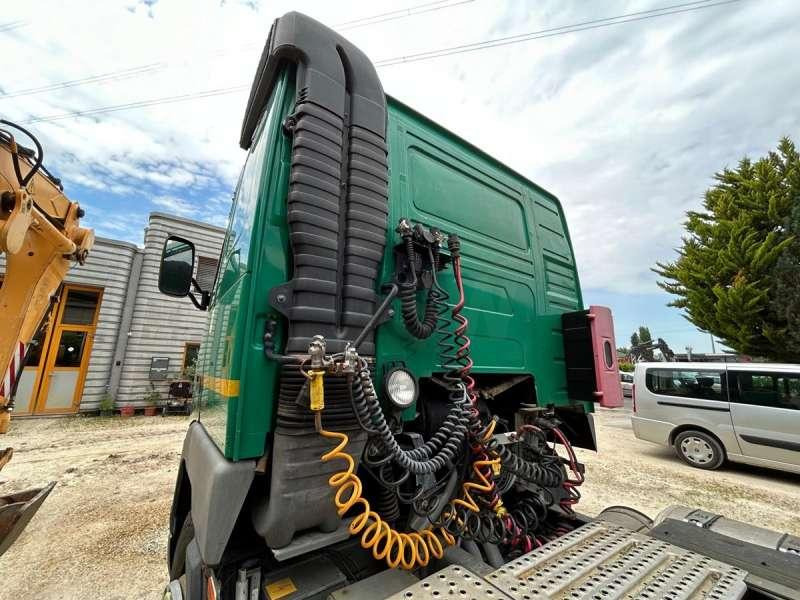 Vilcējs Volvo FH12-420 4X2: foto 8