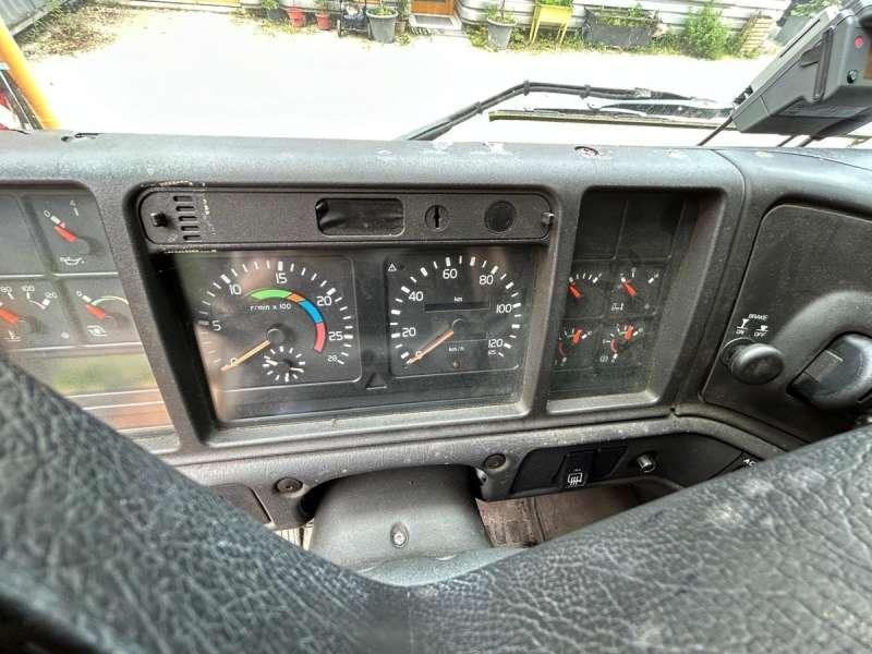 Vilcējs Volvo FH12-420 4X2: foto 37