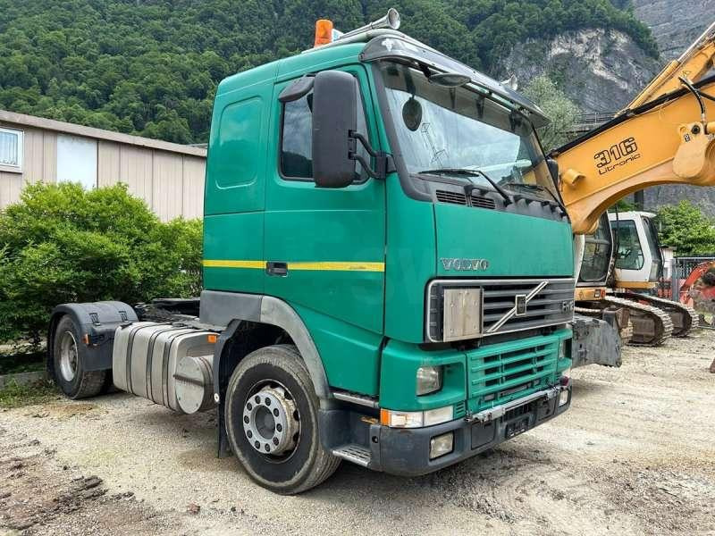 Volvo FH12-420 4X2 - Vilcējs: foto 2 Volvo FH12-420 4X2 - Vilcējs: foto 2
